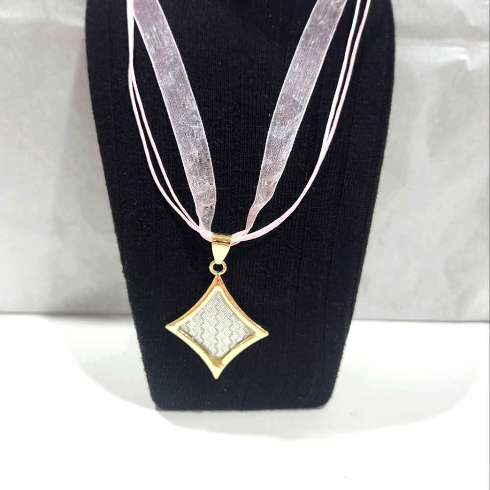 Fashionable Pendant